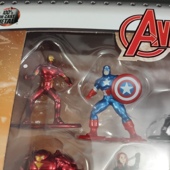 Marvel Avengers 10 Metal Superheroes - Picture 3 of 9